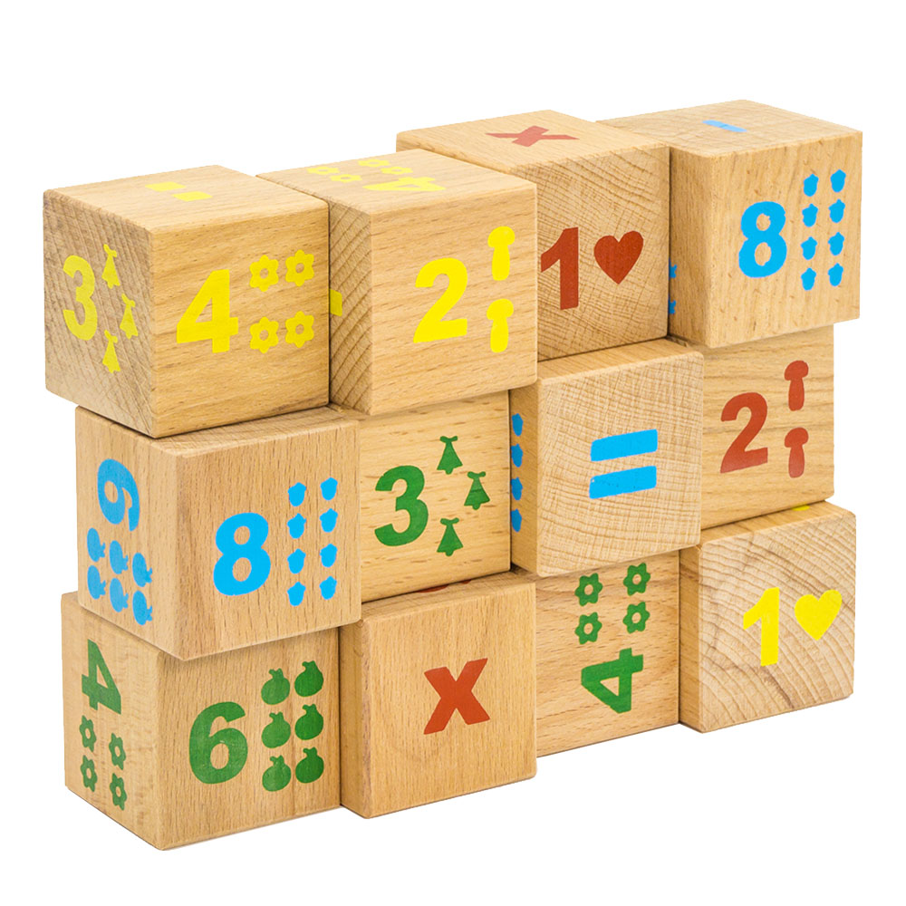 Покажи картинку кубики. Кубики Alatoys математика кбм1200. Кубики цифры. Кубики с цифрами для детей. Картинка деревянные кубики.